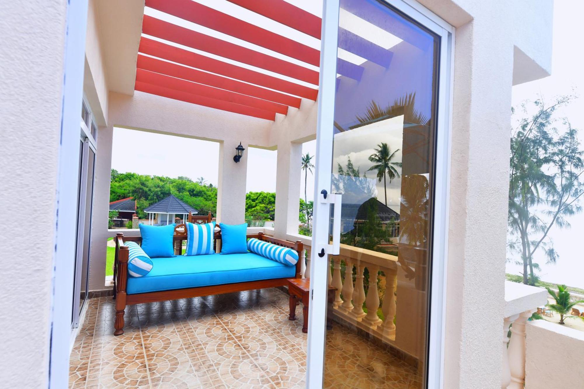 Vipingo Beach Resort Tezo Экстерьер фото