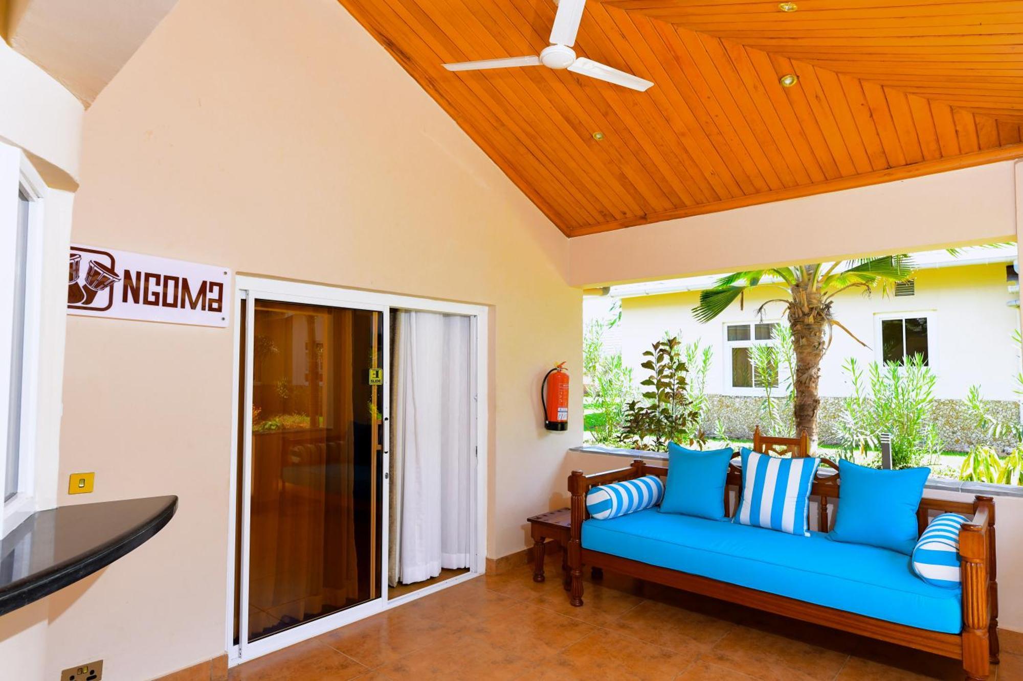 Vipingo Beach Resort Tezo Экстерьер фото
